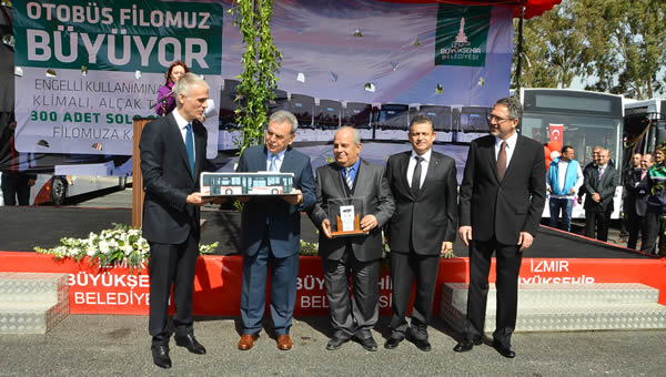 İzmir ulaşımına 300 Temsa Avenue