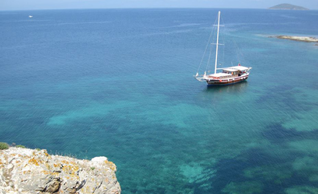 Ayvalık-Cunda arasında tekne seferleri başladı