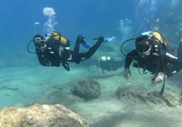 Sualtı tutkunları Kekova'dan vazgeçmiyor