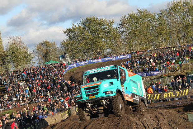 Iveco takımı Dakar 2014 için Güney Amerika yolunda