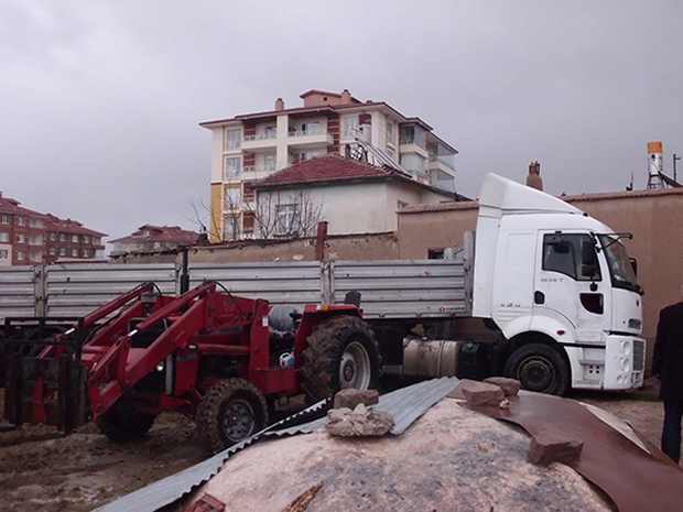 Konya'da madeni yağ yüklü TIR çalındı - 5 Gözaltı