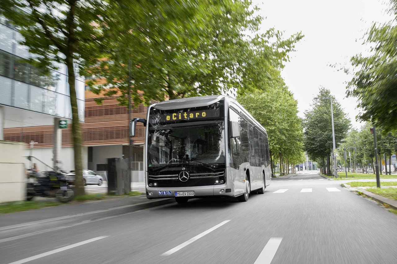 mercedes-benz-ecitaro-k.jpg